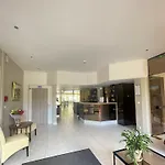 Logis Regina Hotel