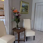 Logis Regina 3*