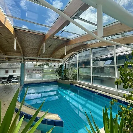 Hotel Logis Regina 3*