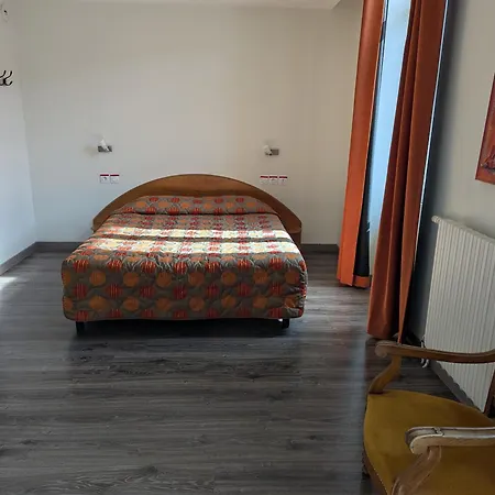 Logis Hotel Regina 3* La Bourboule
