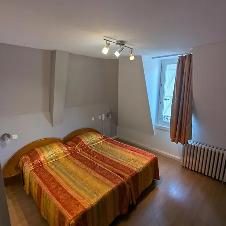 Logis Hotel Regina Hotel 3*
