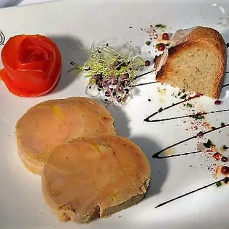 Logis Hotel Regina Hotel 3*