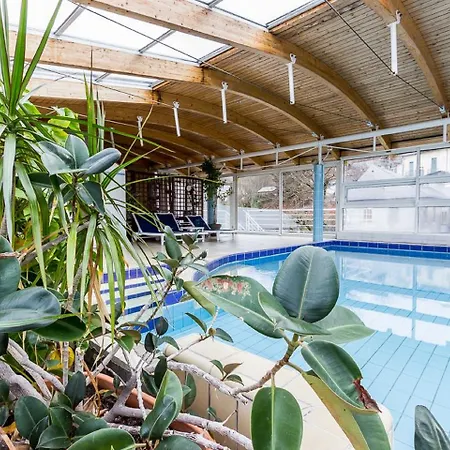Logis Regina 3* La Bourboule