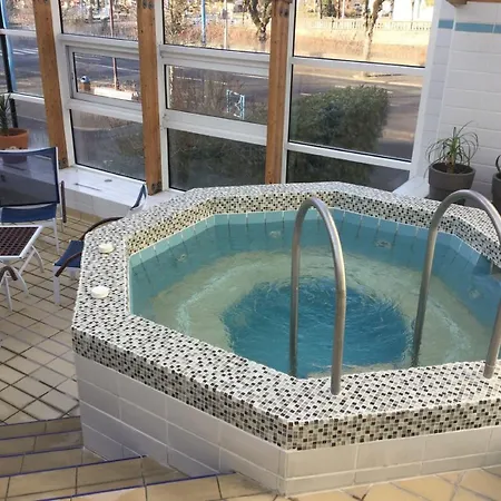 Szálloda Logis Regina 3*