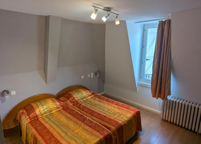 Logis Hotel Regina Hotel 3*