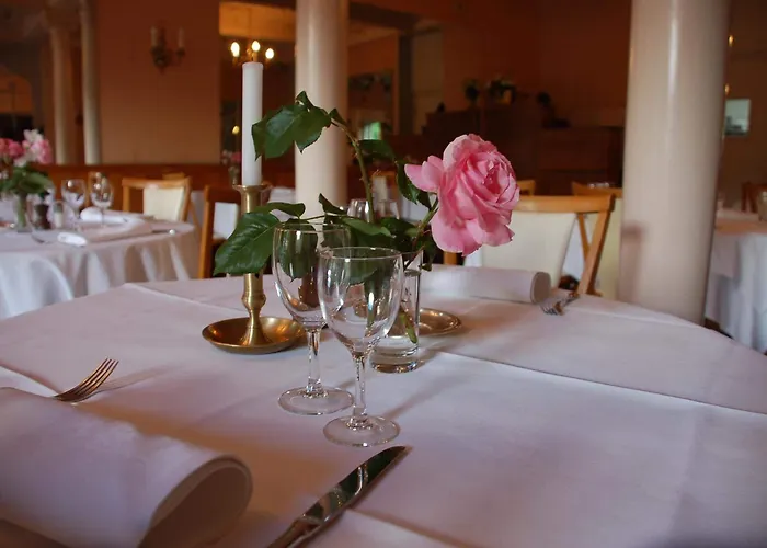 Hotel Logis Hotel Regina 3*